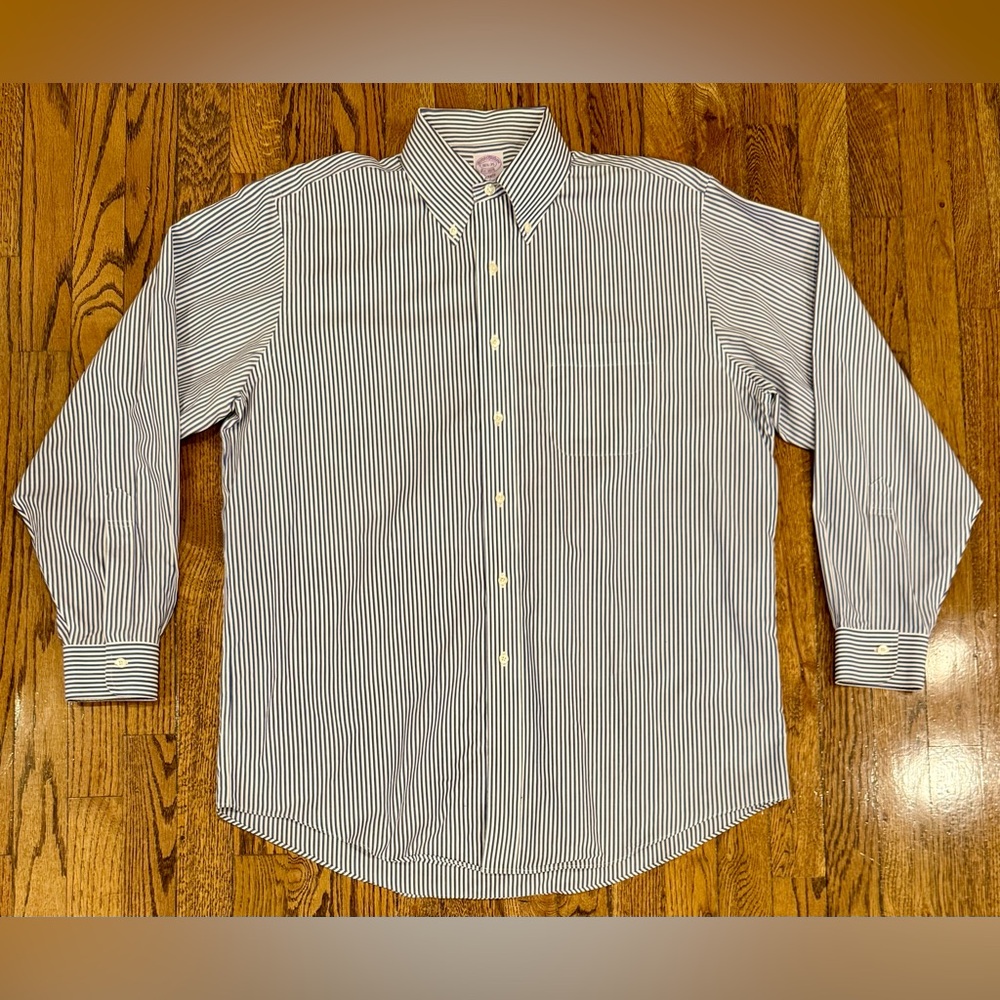 Brooks Brothers Classic Fit Dress Shirt Blue White Bengal Stripe Men’s 16.5-35